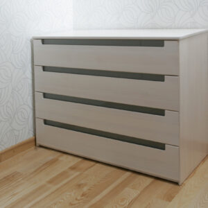 Dabīgās Priedes Masīvkoka Kumode “Šokolāde” ar mīksto aizvēršanas mehānismu